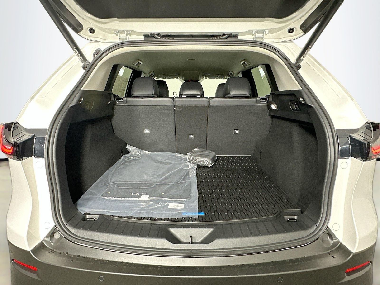 New 2026 Rhodium White Metallic Mazda 2.5 S Preferred AWD image 26