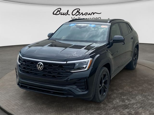 2026 Volkswagen Atlas Cross Sport 2.0T SEL R-Line Black