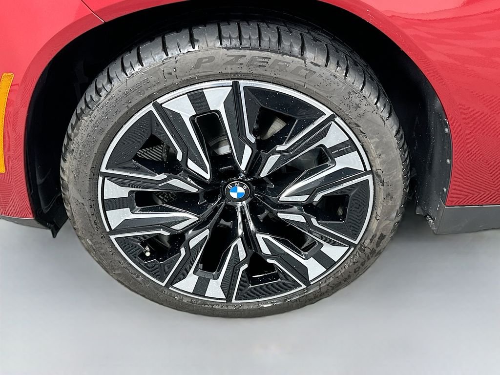 Used 2025 Vegas Red Metallic BMW 30 xDrive image 30