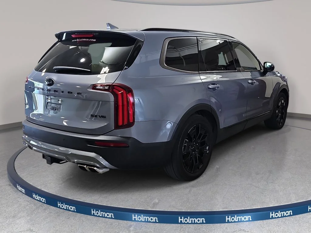 Used 2021 Silver Kia SX image 6