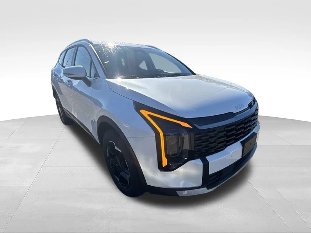 Used 2026 White Kia EX image 9