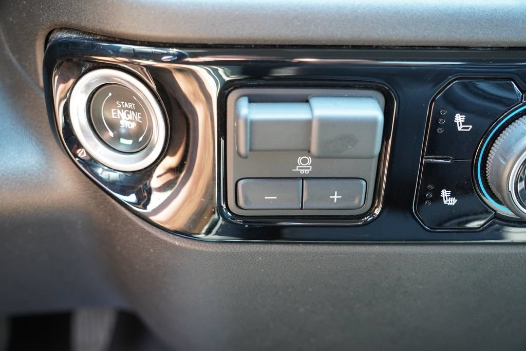2024 Chevrolet Silverado 1500 LT - Photo 29