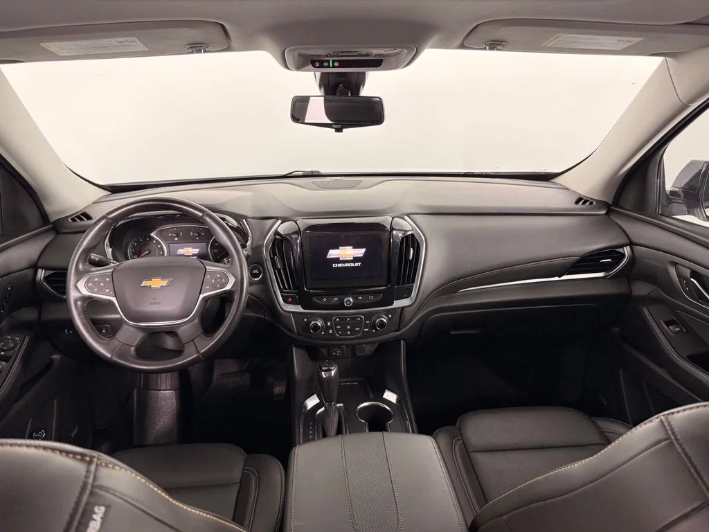 Used 2020 White Chevrolet Premier image 4
