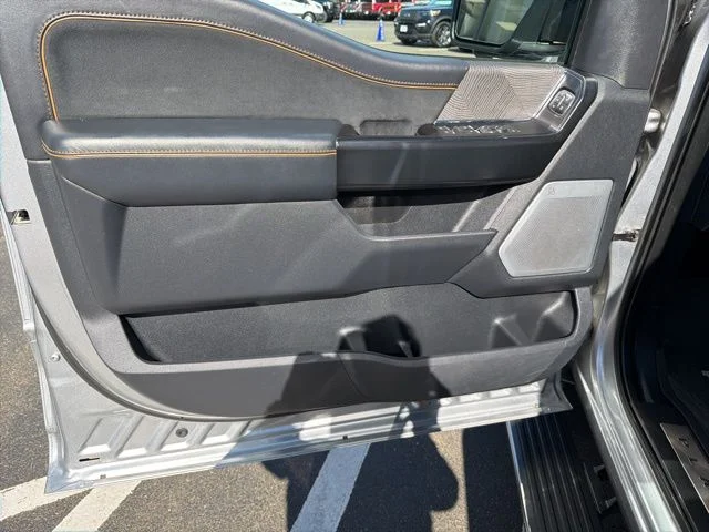 Used 2022 Silver Metallic Ford Platinum image 16