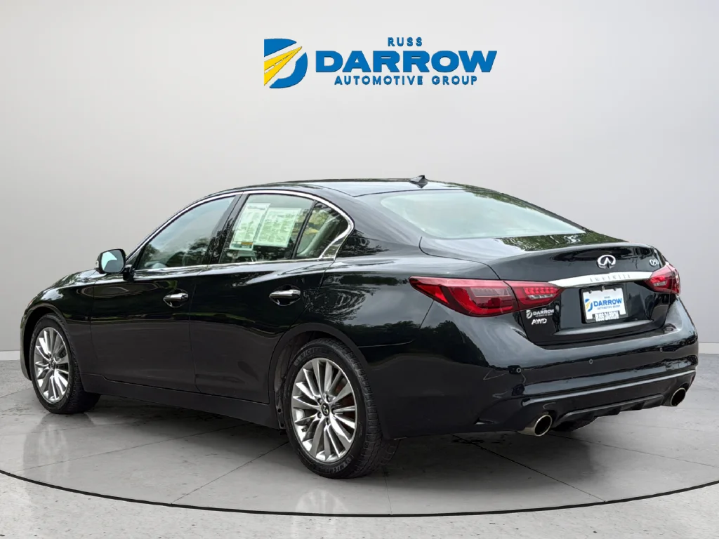 Used 2022 Black INFINITI LUXE image 3