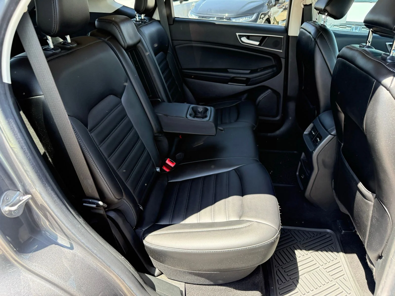 2021 Ford Edge SEL - Photo 36