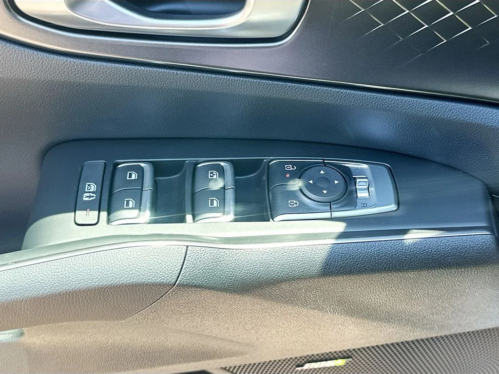 New 2026 Mineral Blue Kia EX image 18