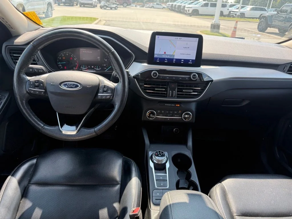 Used 2020 Silver Ford SEL image 9