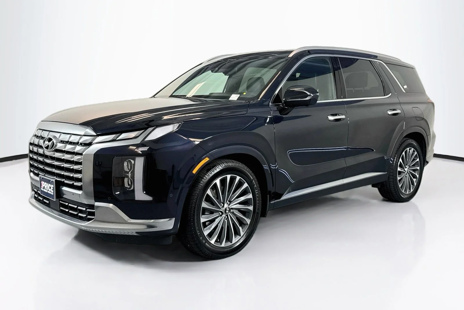 Used 2024 Moonlight Cloud Hyundai Calligraphy image 1