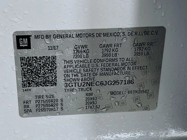 Used 2018 White GMC SLT image 11