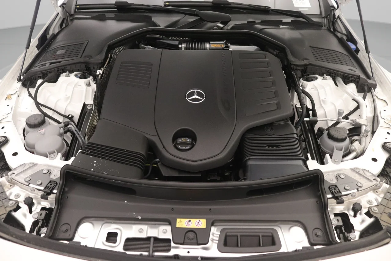 New 2026 Polar White Mercedes-Benz CLE 450 4MATIC® image 9