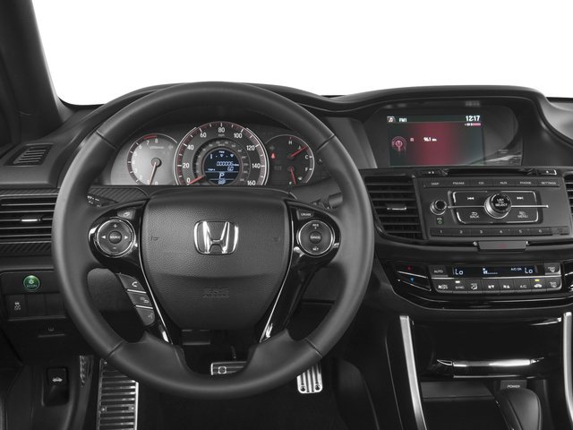 Used 2016  Honda Sport image 6