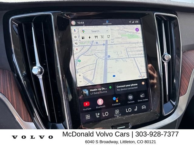 Used 2025 Gray Volvo T8 Plus image 9