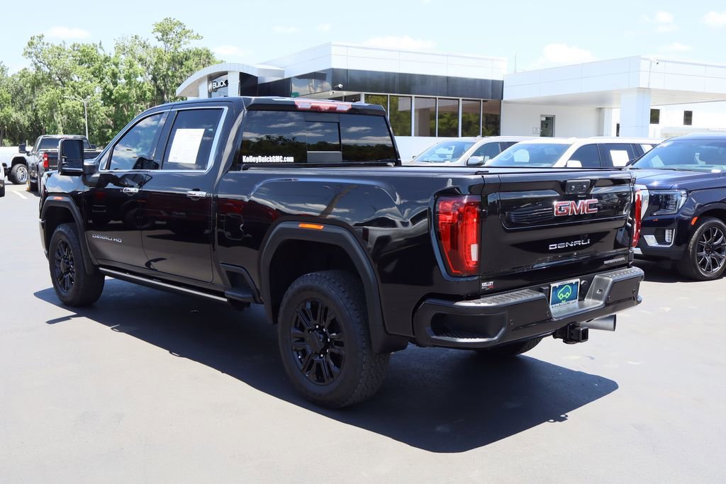 Used 2022 Ebony Twilight Metallic GMC Denali image 7
