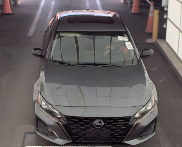 Used 2023 Gun Metallic Nissan 2.5 SR image 2