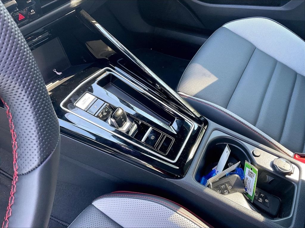 New 2026 White/off-white Volkswagen 2.0T SE image 14