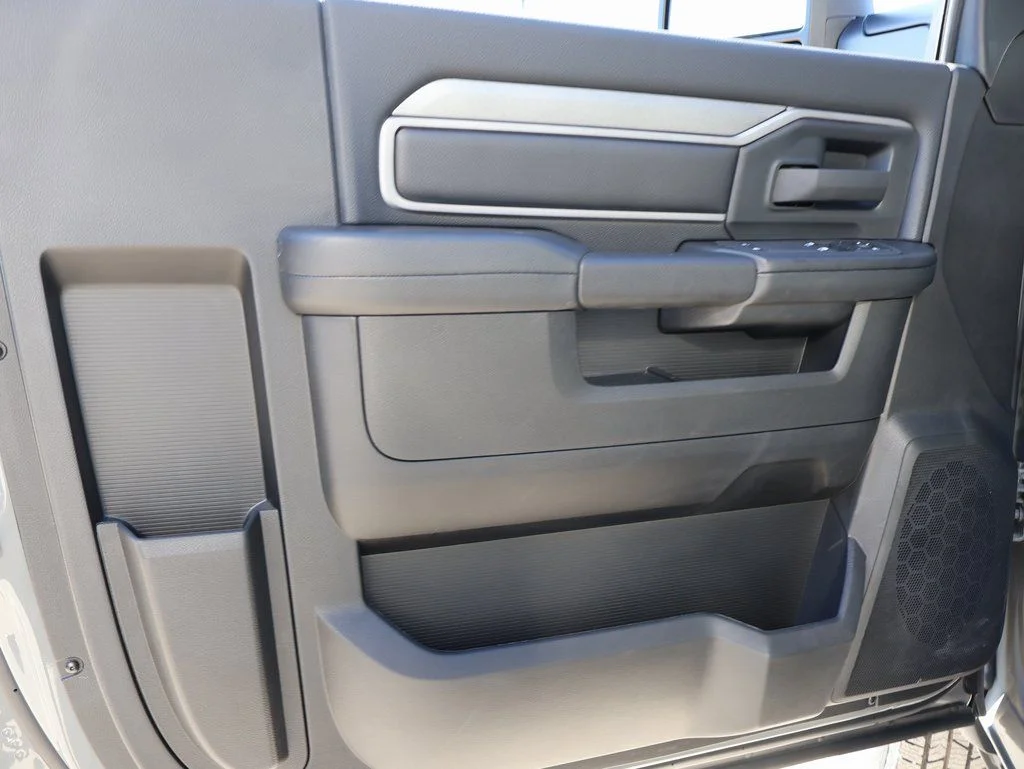 New 2026 Ceramic Gray Clearcoat RAM Tradesman image 14