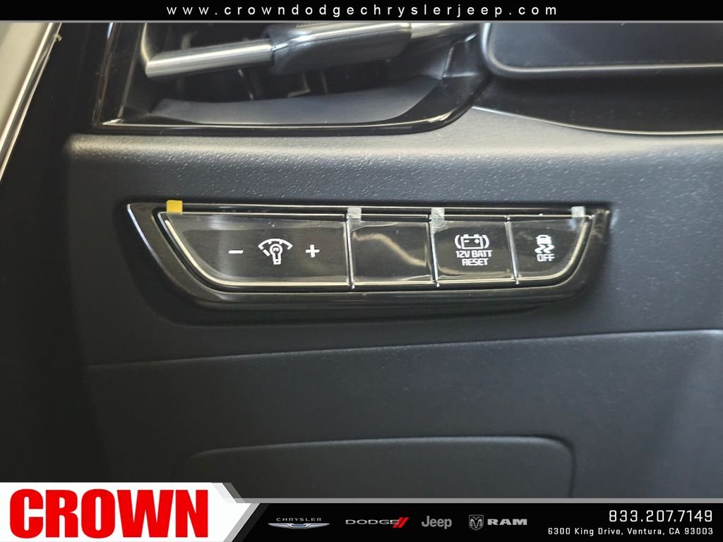 Used 2023 White Kia EX image 28