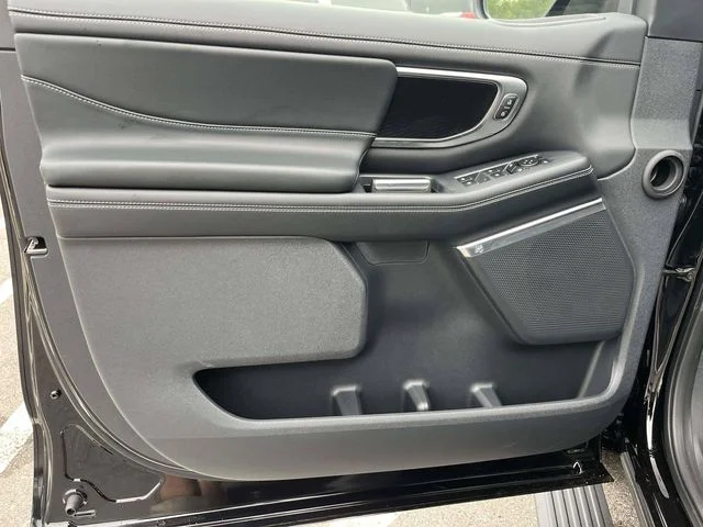 New 2027 Agate Black Metallic Ford MAX Platinum image 12