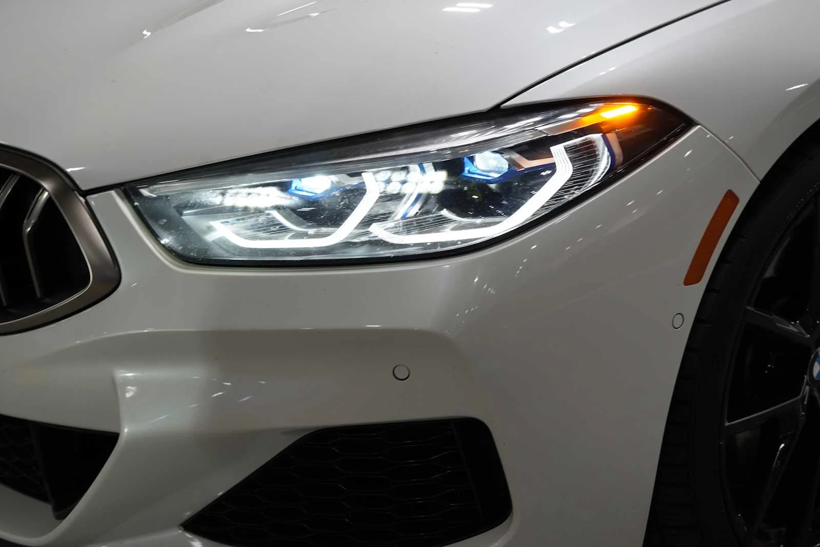 Used 2020 Mineral White Metallic BMW M850i image 6