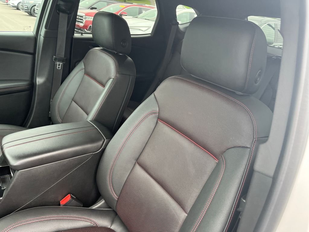 Used 2021 Beige Chevrolet RS image 11