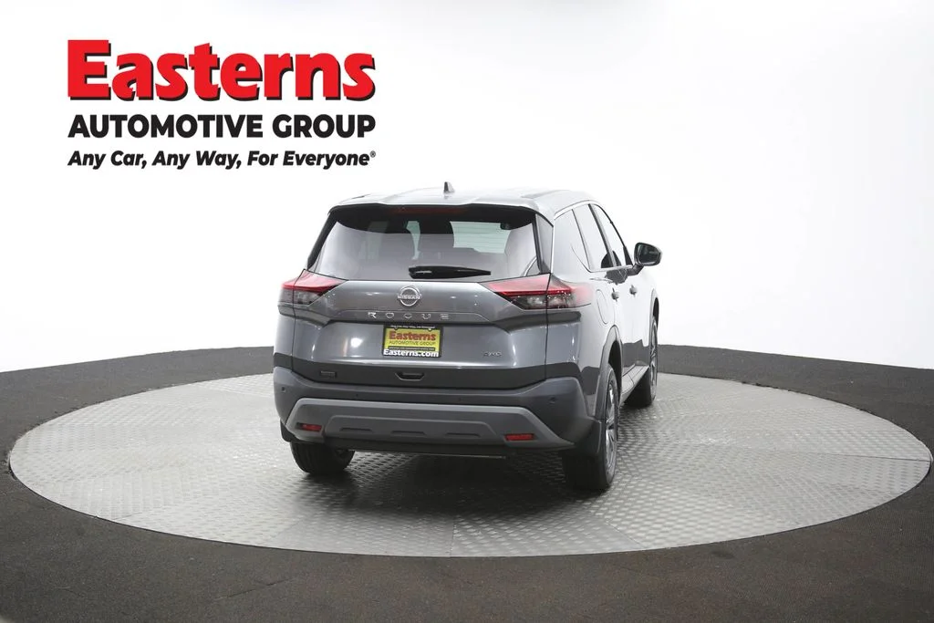 Used 2023 Gray Nissan S image 38