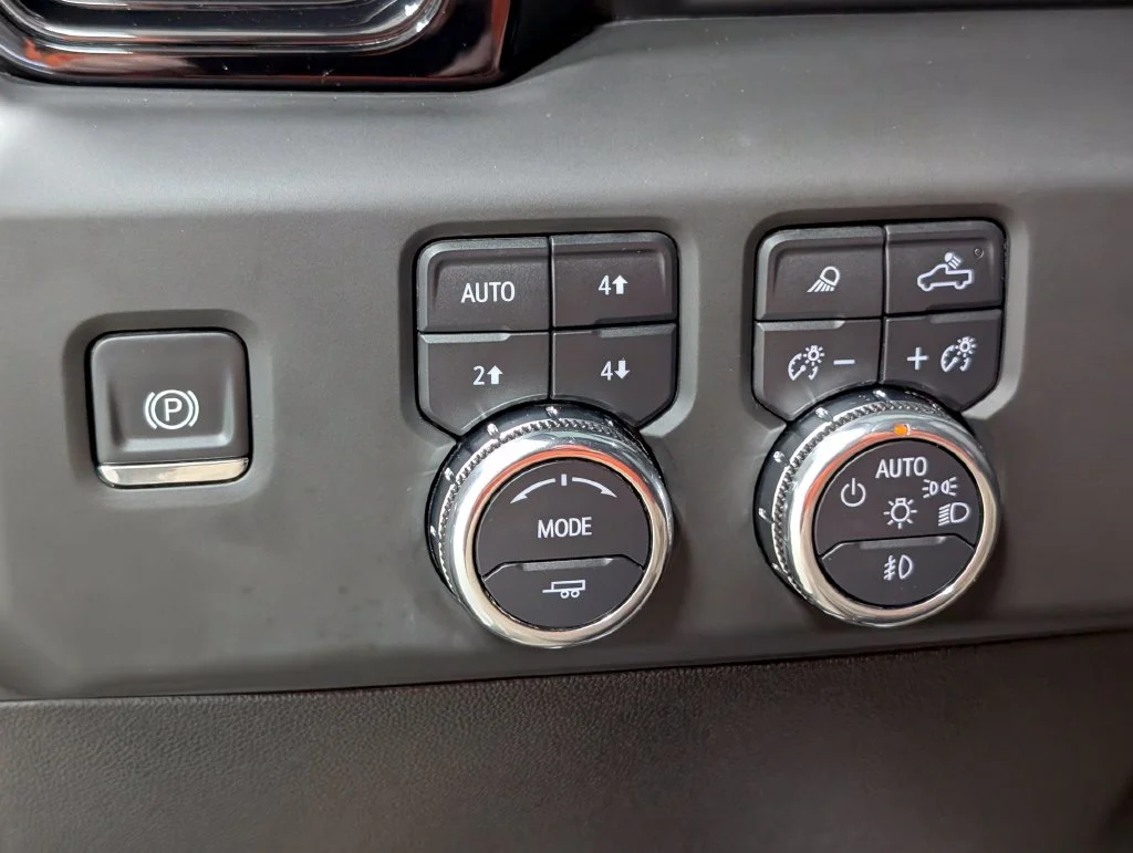 Certified Used 2025 Onyx Black GMC AT4 image 12
