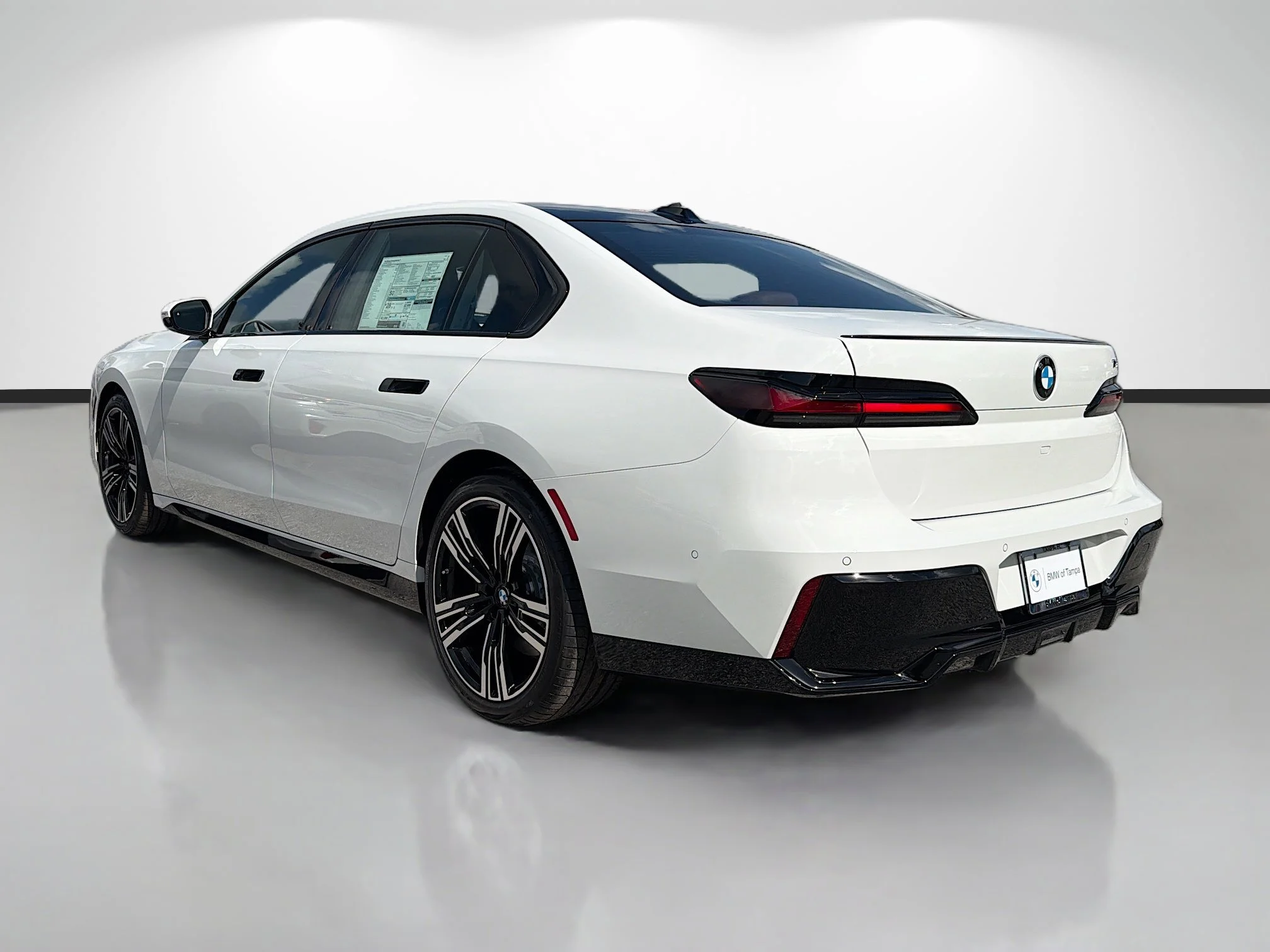 New 2026 Alpine White BMW 740i image 5