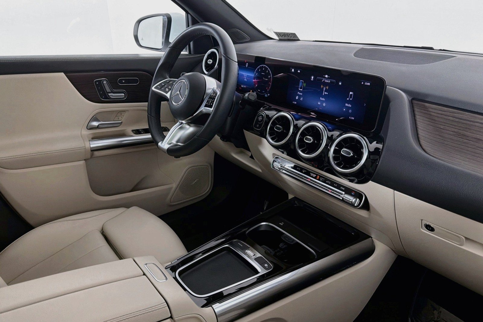 Certified Used 2026 Polar White Mercedes-Benz 250 image 19