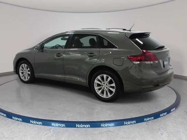 Used 2014 Green Toyota  image 8