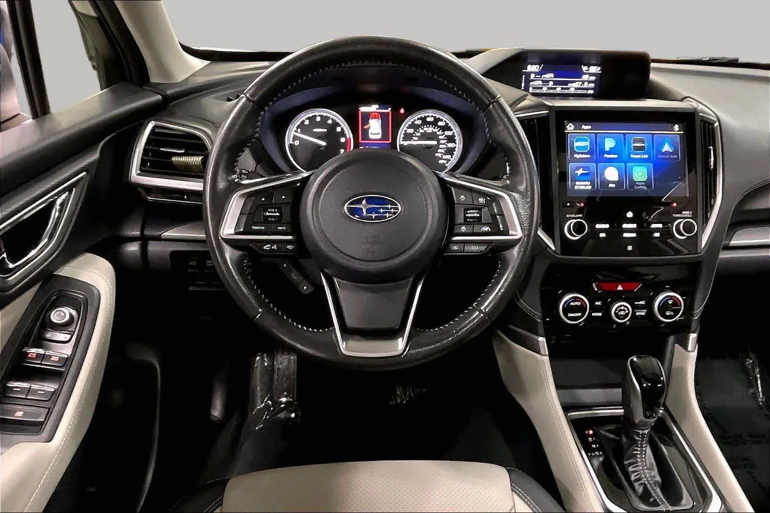 Used 2019 Crystal White Pearl Subaru Limited image 11