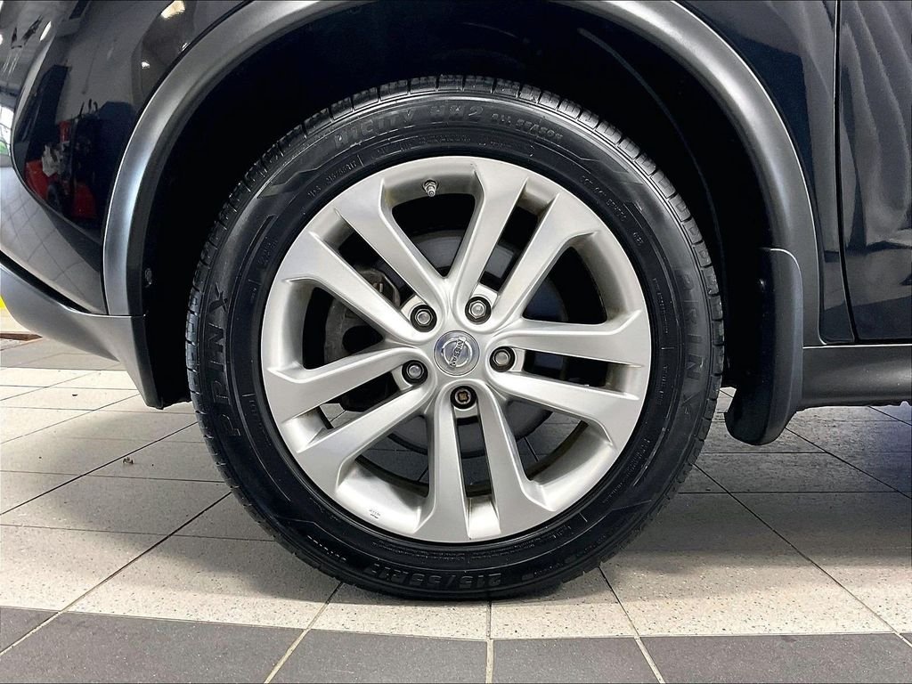 Used 2014 Black Nissan S image 7