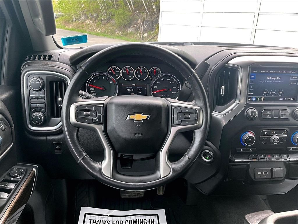 Used 2021 Silver Ice Metallic Chevrolet LT image 17