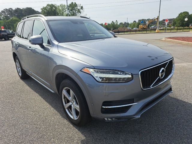 2017 Volvo XC90 Momentum
