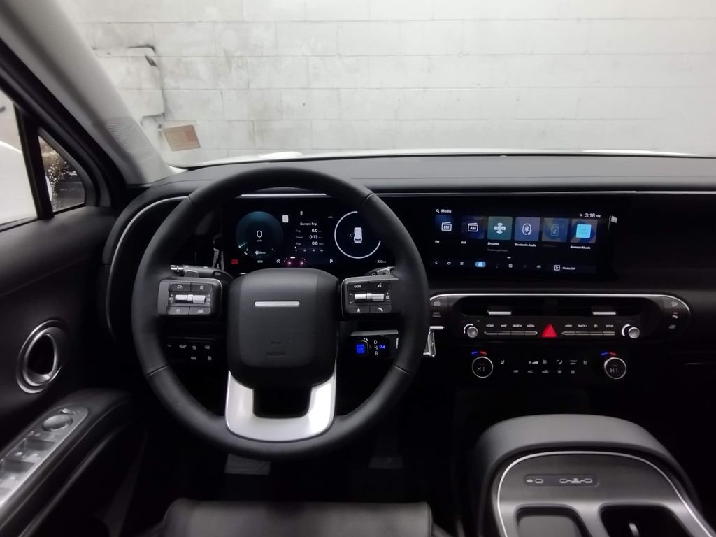 Used 2026 White Hyundai SEL Convenience image 42