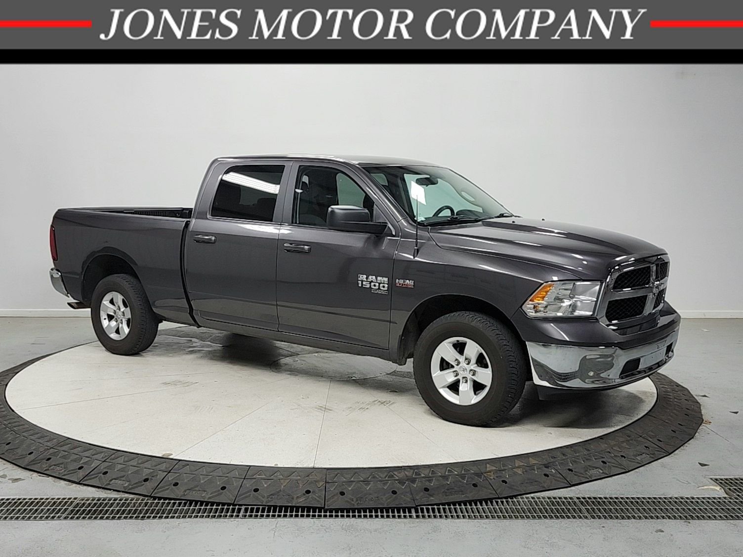 2021 RAM Ram 1500 Classic SLT