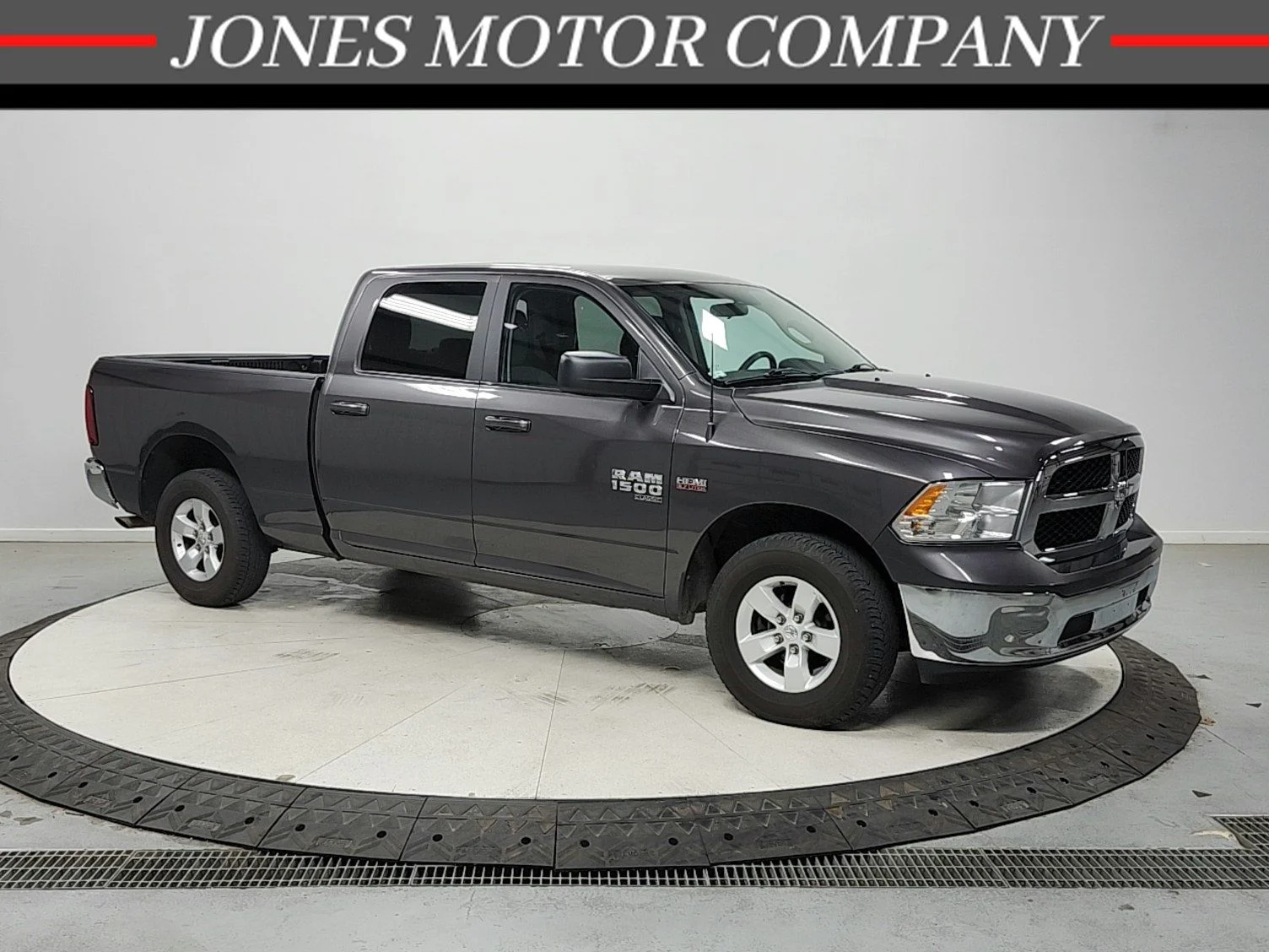 2021 RAM Ram 1500 Classic SLT