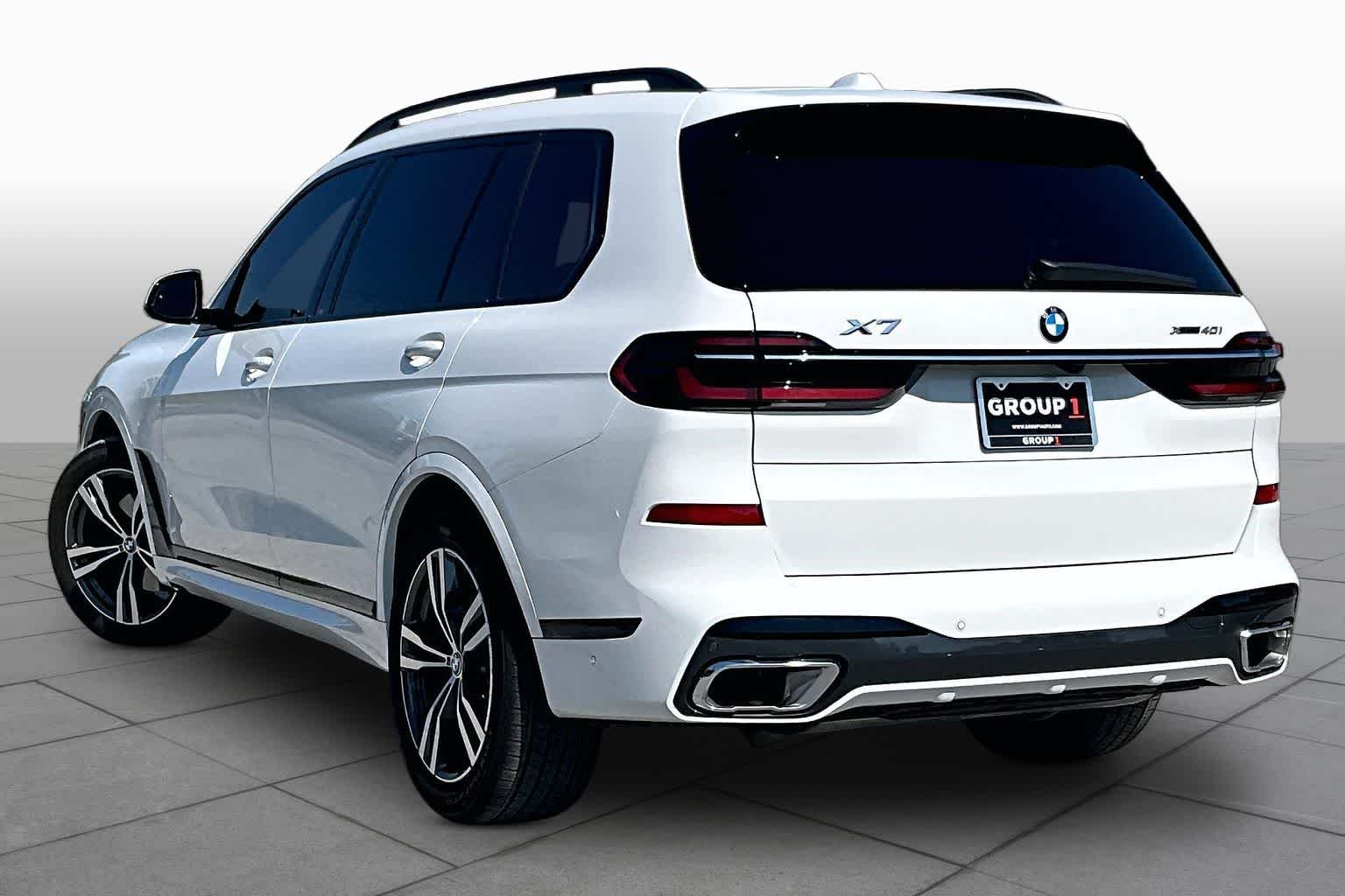 Used 2026 Alpine White BMW xDrive40i image 11