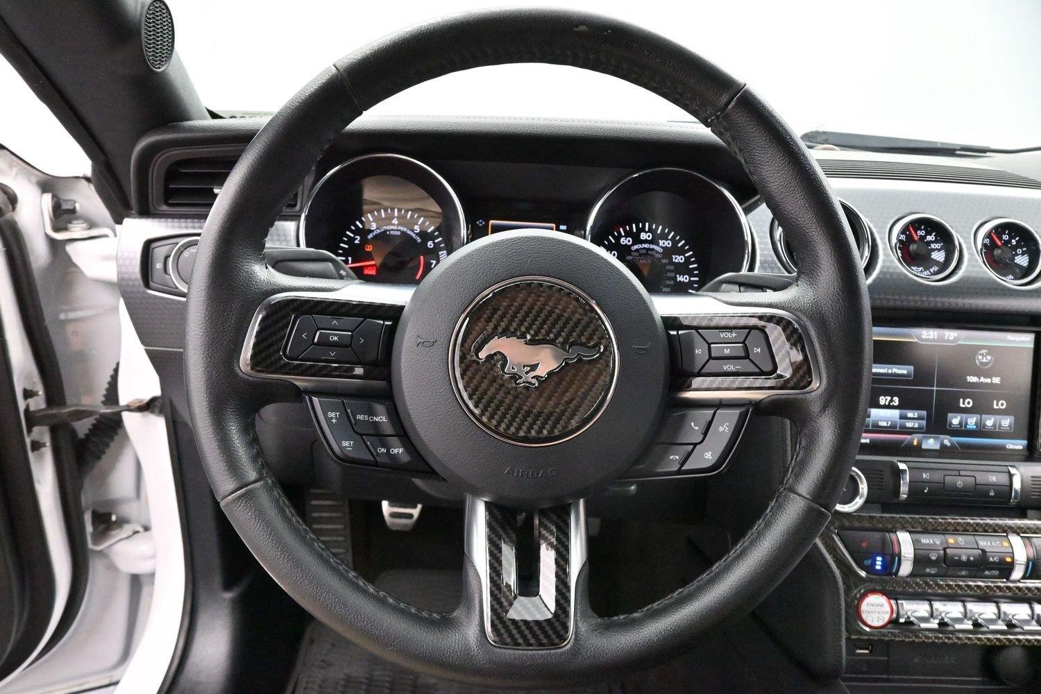 Used 2015 Oxford White Ford GT Premium image 15