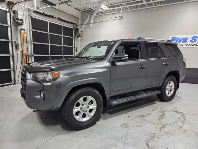 Used 2020 Gray Toyota SR5 Premium image 3