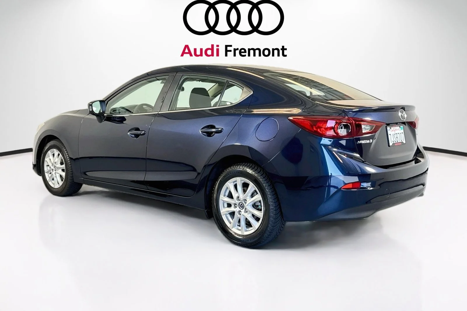 Used 2015 Deep Crystal Blue Mica Mazda i Touring image 8