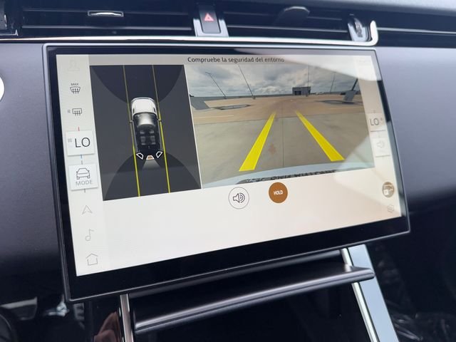 Certified Used 2024 Fuji White Land Rover Dynamic image 21