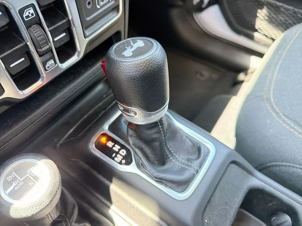Used 2024 White Jeep Sahara 4xe image 20