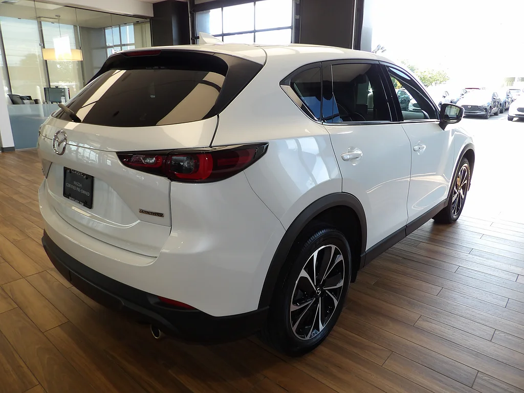 Certified Used 2023 Rhodium White Metallic Mazda 2.5 S Premium Plus image 6