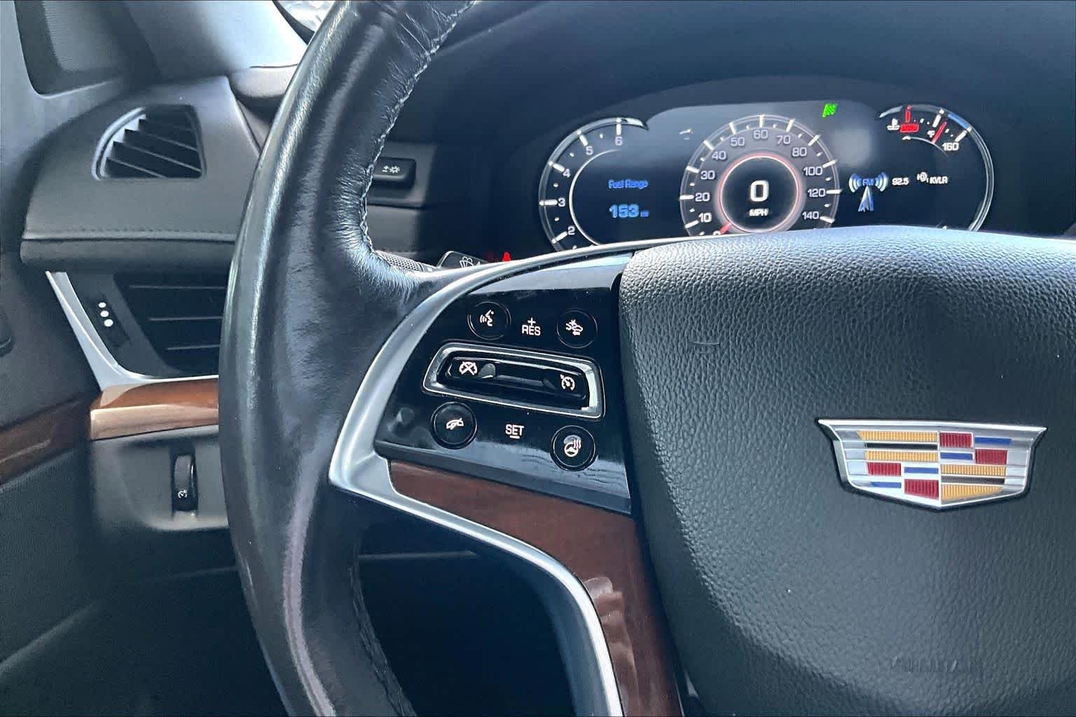 Used 2020 Crystal White Tricoat Cadillac Premium Luxury image 23