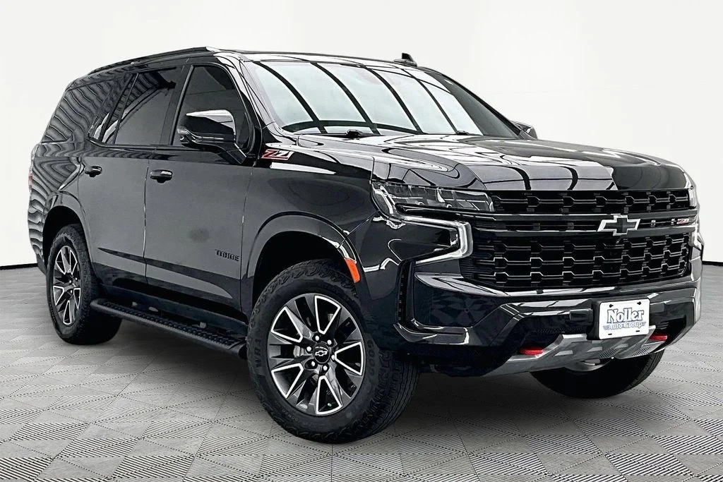 Certified Used 2024 Black Chevrolet Z71 image 12