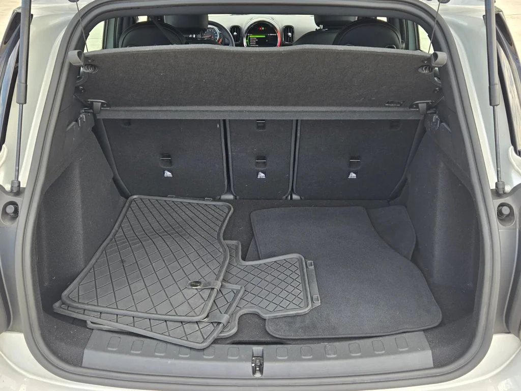 Used 2021 Silver MINI Oxford Edition image 15