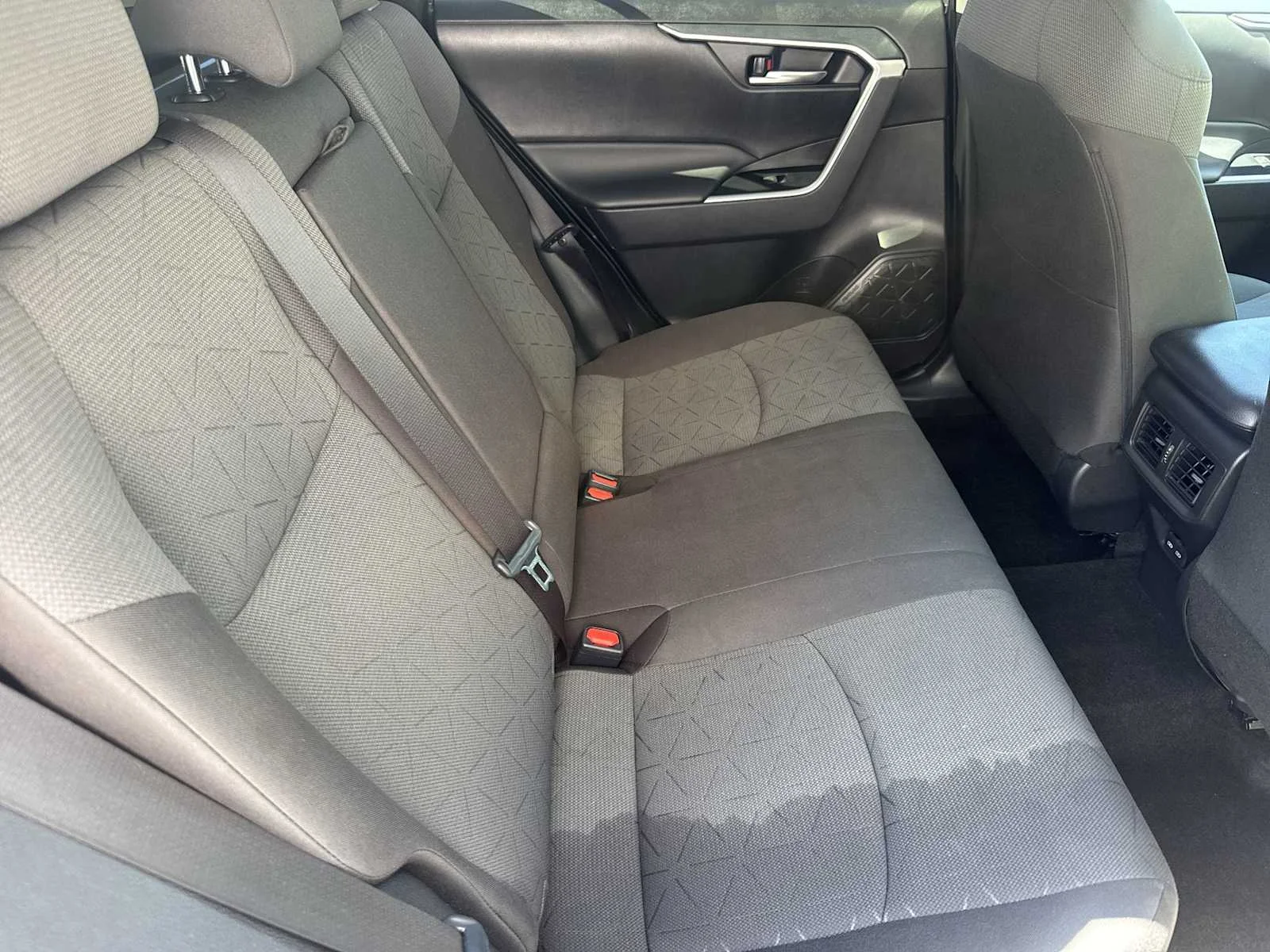 Used 2022 Silver Sky Metallic Toyota XLE image 16