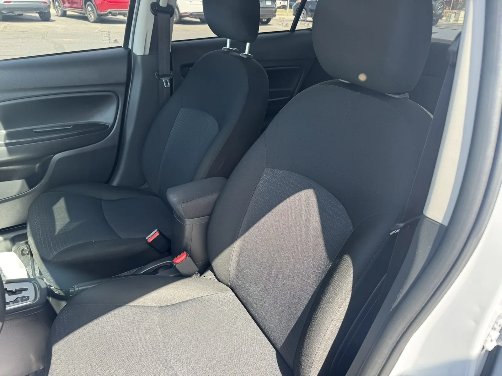 Used 2024 White Mitsubishi ES image 9