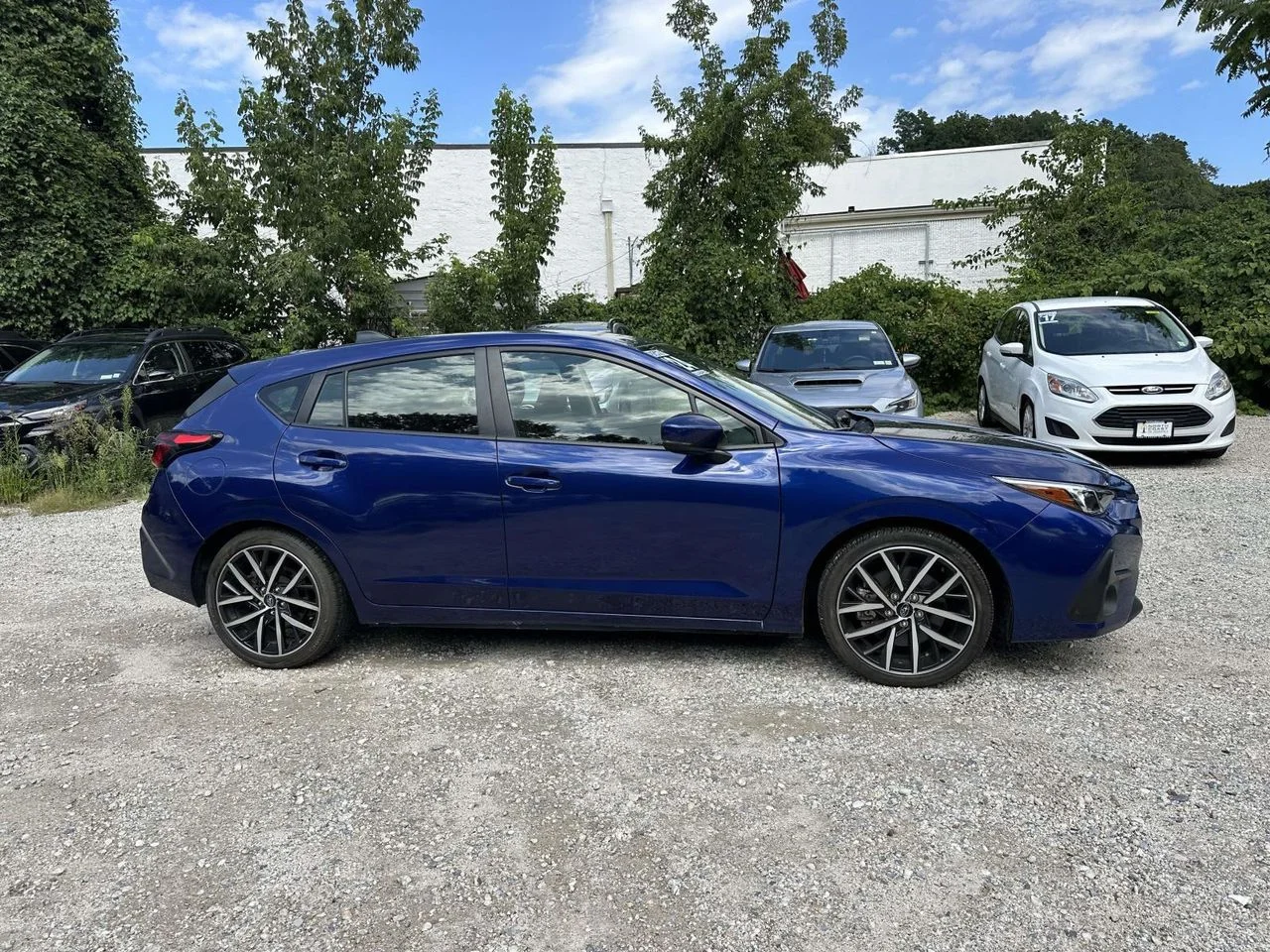 Used 2024 Sapphire Blue Pearl Subaru Sport 5-Door image 2